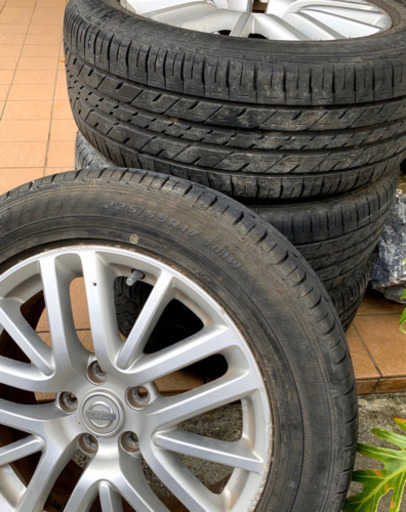 日産タイヤホイール１７インチ