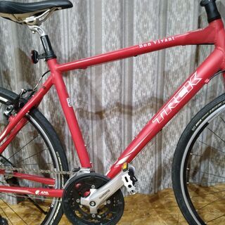 クロスバイク　TREK  7.4FX  20　赤　 使用時間１０時間以内　美品ですの画像