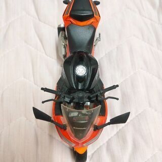 Ninja250R オレンジ 模型の画像
