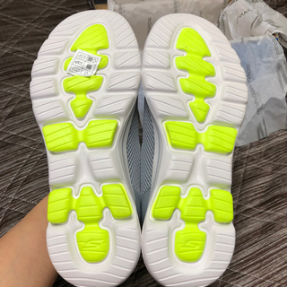 スニーカー　SKECHERS     の画像