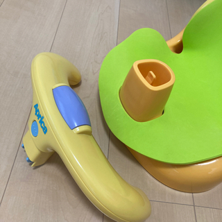 ★お取引中★アップリカ　バスチェアーの画像