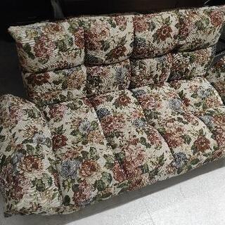 ■中古品 花柄ローソファ◎