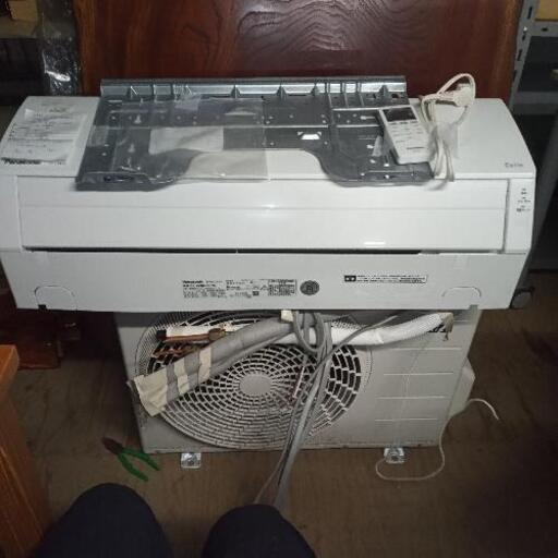 エアコンCS-228CFR-W パナソニック18年製冷房6〜9畳用暖房6畳用