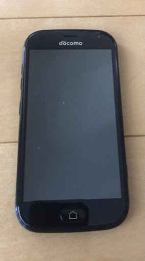 らくらくスマートフォン F-42Aネイビー(富士通)