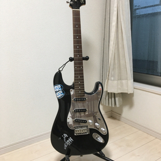 【お譲り先決まりました】エレキギター