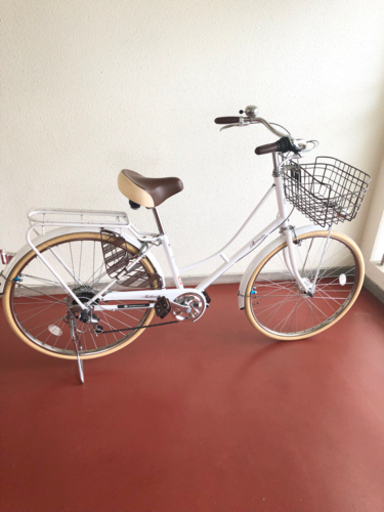 値下げ！26インチ自転車　白　シマノ製6段変速