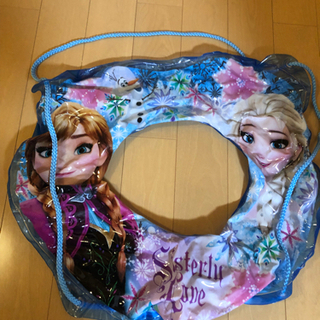 アナ雪　浮き輪