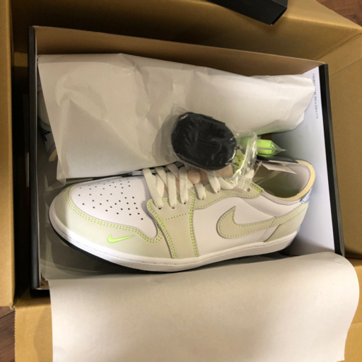 新品　ナイキ　ジョーダン1  LOW OG      27.5