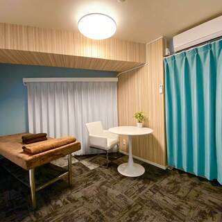 【時給1700円】脱毛 施術者募集。新宿 大久保エリア、OPENスタッフ。の画像