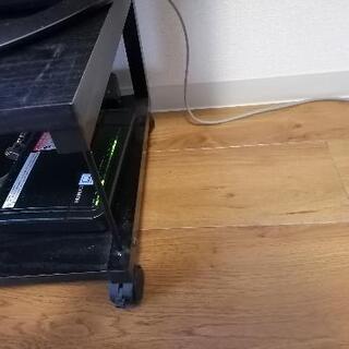 あげます！キャスター付きテレビ台　ローボードの画像