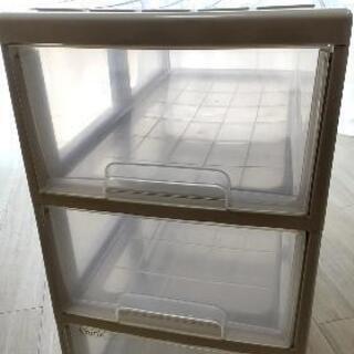 洗浄済【奥行73cm・三段】押し入れ収納ケース/衣装ケース (引き出し式) 〔１〕の画像