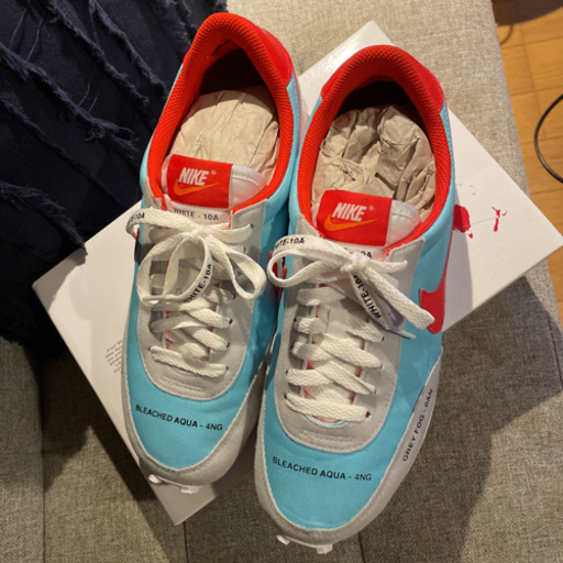 W NIKE DAYBREAK