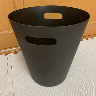ゴミ箱あげます