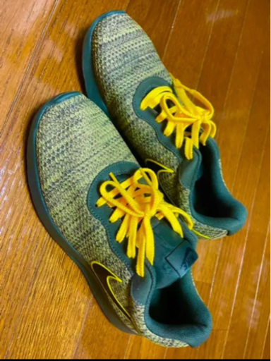 NIKE スニーカー