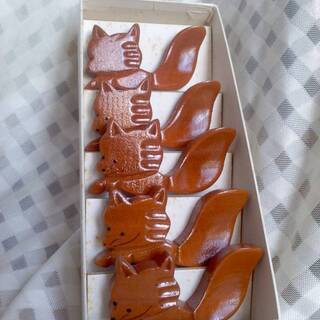 新品　箸置き　10個セット　高級木製　きつね & 可愛いリボン　自宅保管品　はしおき　手作り　工芸品の画像