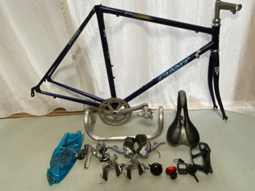 【★取引き確定★ 【中古】CR-MO 4130B ジャイアント　クロモリ 　ロードバイク