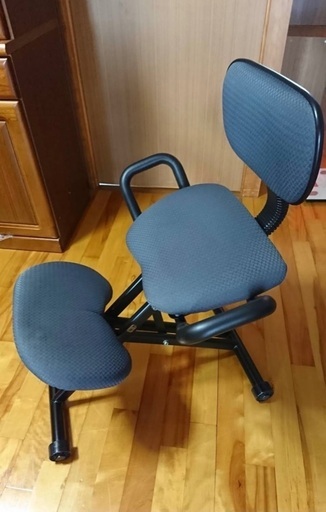 姿勢矯正用イス