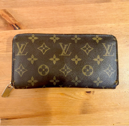 LOUIS VUITTON長財布