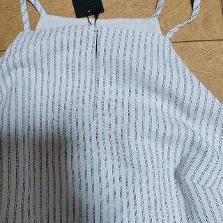 バナナリパブリック　新品　ストライプタンクトップの画像