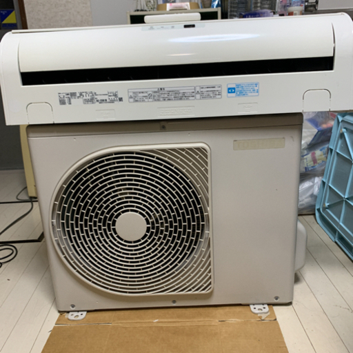 お引渡し成立TOSHIBA 2018年製　省エネ　ルームエアコン　6〜8畳用　使用感少なく美品