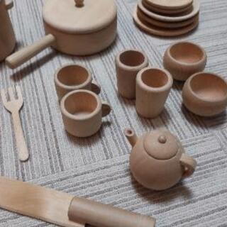 ★受渡決定済み★おままごと 食器類 木製の画像