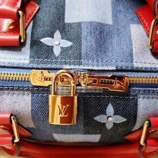 【取りに来られる方は3000円お値下げ‼️】お買い得‼️非常に入手困難‼️【 AW2023新作 ルイヴィトン2WAYバッグ】正規品の画像