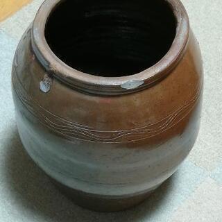 大きなつぼ　直径26㎝　高さ31.5㎝　　　　　　 の画像