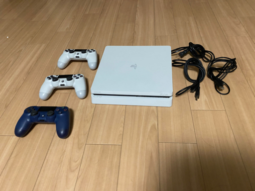 PS4 本体 CUH-2100B 箱付き　コントローラー3台付き