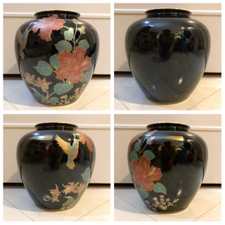 【ネット決済・配送】#11 九谷焼　九谷陶孫　陶孫作　花瓶　花鳥金彩　ハイビスカス　花　鳥文　豪華　華道具　花瓶　花器　花生　花入　壺　壷　和柄　和風　花柄　日本製　ツボ　カビン　かびん　つぼ Japanese flower vase pottery beautiful Kutani ware product made artの画像