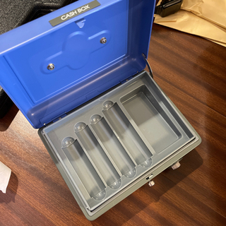 キャッシュボックス 無料の画像