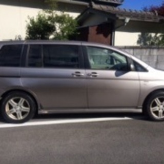 トヨタ アイシス2.0 車検5年5月の画像