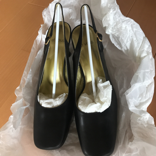 et vous バックストラップパンプス　23.5㎝