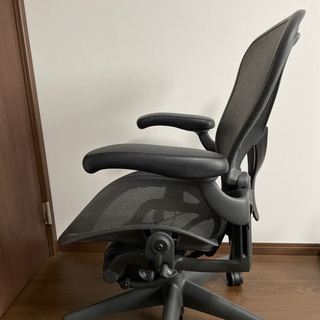 ハーマンミラー　アーロンチェアの画像