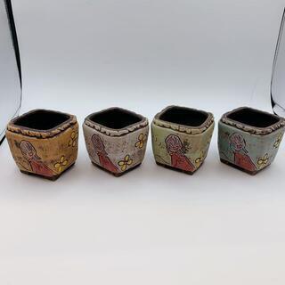 【四角　ひまわり　女の子】植木鉢 陶器　多肉植物　4個セット