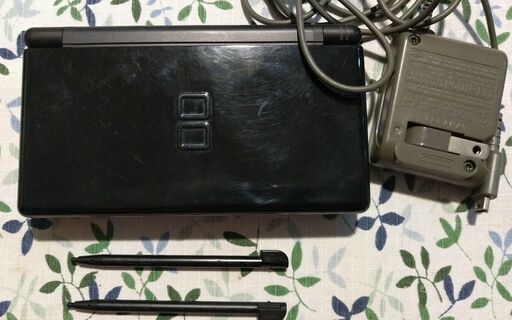 NINTENDO DS Lite 箱付き