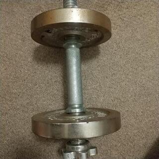 中古ダンベル7.5kgお譲り致します。