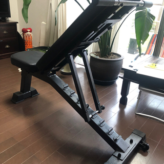 美品 ベンチ台 アジァスタブルの画像