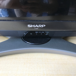 SHARP AQUOS LC-32E7 32型の画像