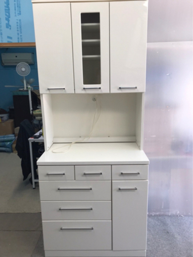 ニトリ　キッチンボード　食器棚　状態良好