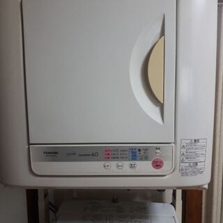 洗濯機乾燥機ラックの画像