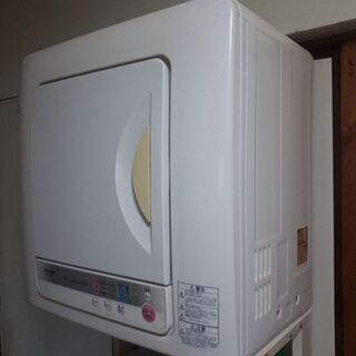 洗濯機乾燥機ラックの画像