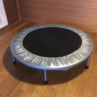 子供用トランポリン（手摺つき）