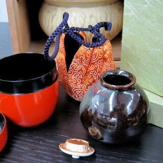 茶道具 短冊箱茶器揃え 茶碗 茶入 建水 棗 蓋置 水指 仕覆 桐箱 セット 札幌市手稲区の画像