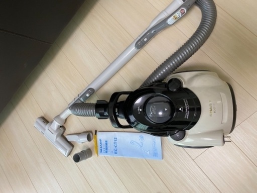 シャープ　サイクロン掃除機