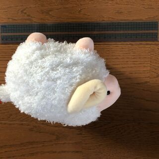 羊のぬいぐるみ