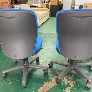 ★一脚販売★美品 事務椅子 アイコ 1000シリーズ 新品約28,000円 肘無し シンプル 会社 オフィスの画像