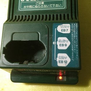 日立工機 UC12YA 充電器の画像