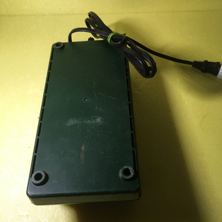 日立工機 UC12YA 充電器の画像