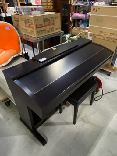 激安電子ピアノ!!YAMAHA クラビノーバ CVP-503 88鍵 2010年製 椅子付き 配送はご相談ください。