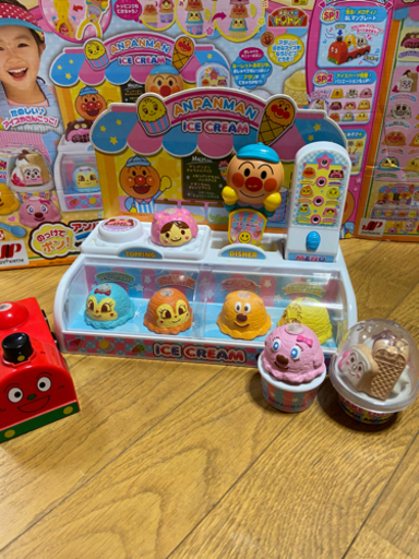 アンパンマン  アイスクリーム屋さんDX